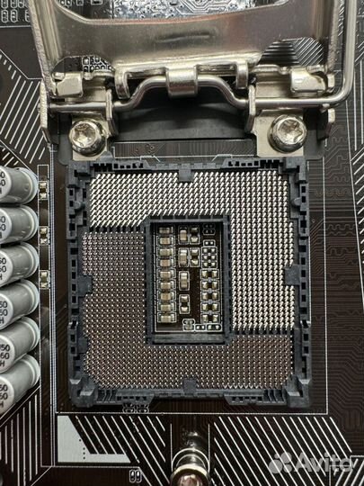 Asus H97-Plus (Socket 1150 / M.2)