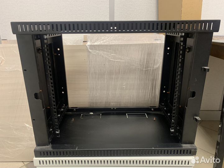 Шкаф сетевой для коммутаторов