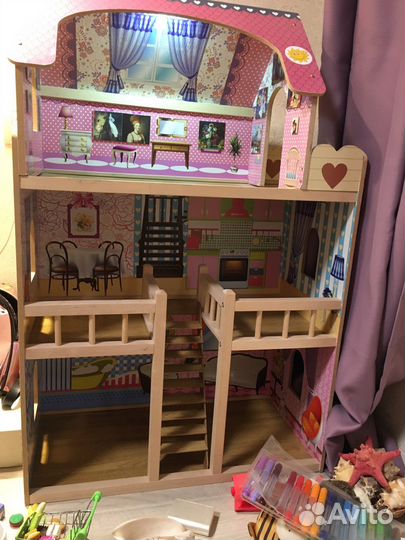 Домик кукольный