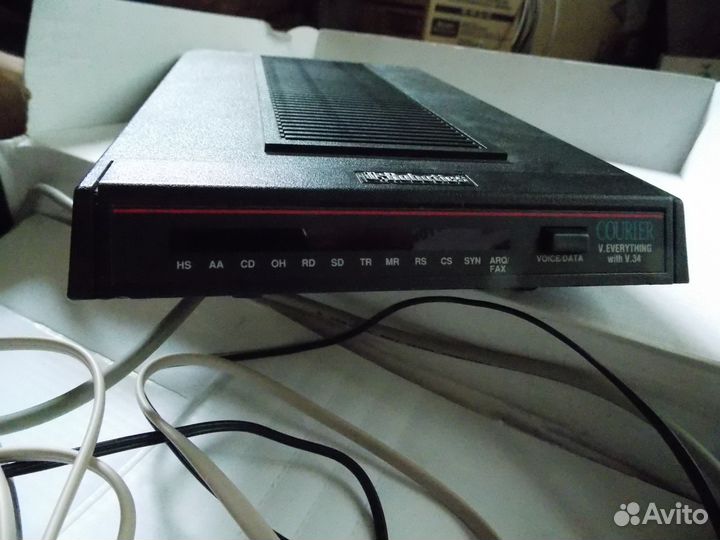 Модем U. S. Robotics Courier