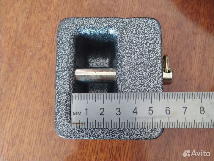 Замок гаражный. Новый