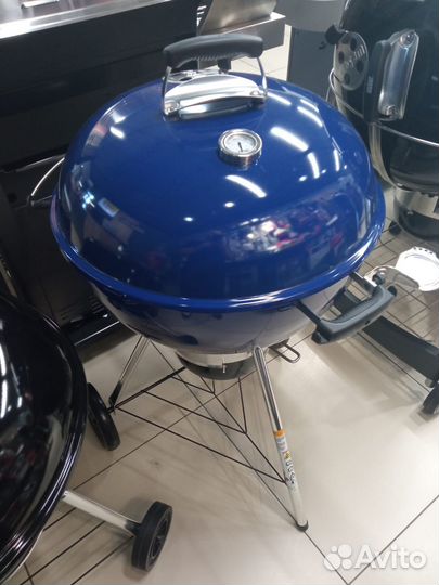 Угольный гриль weber 57см