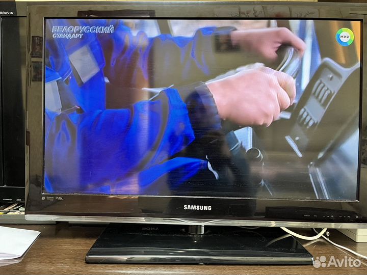 Телевизор Samsung и Sony