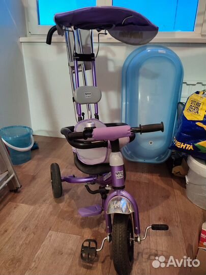 Велосипед трёхколёсный детский с ручкой