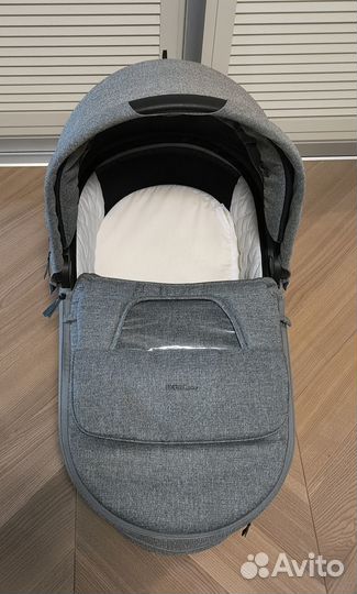 Коляска 3 в 1 Mowbaby Zoom