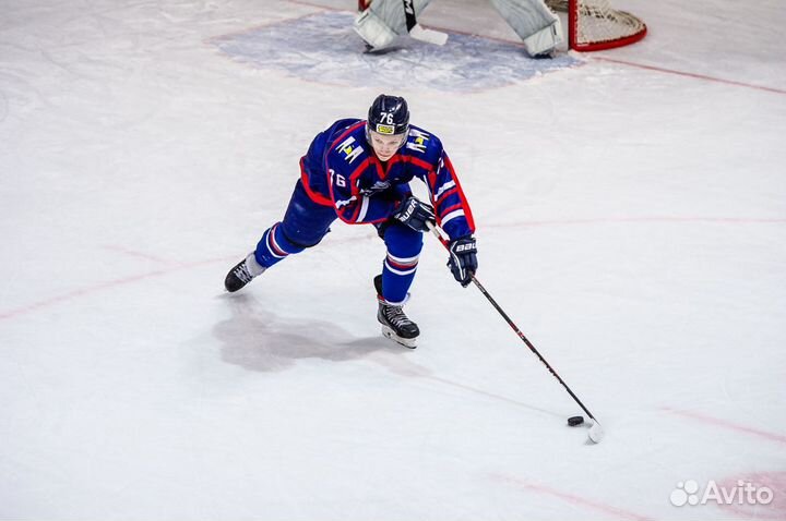 Тренер по хоккею