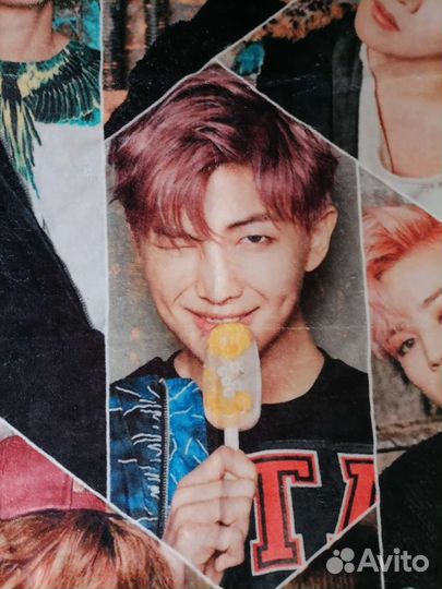 Большое пляжное полотенце BTS