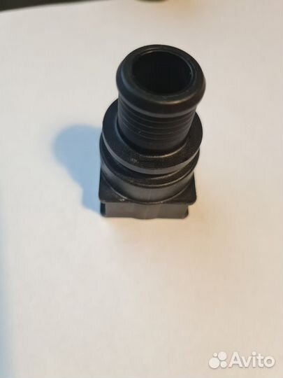 Фитинг брс мама пластиковый