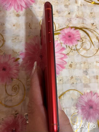 iPhone 11 64gb red