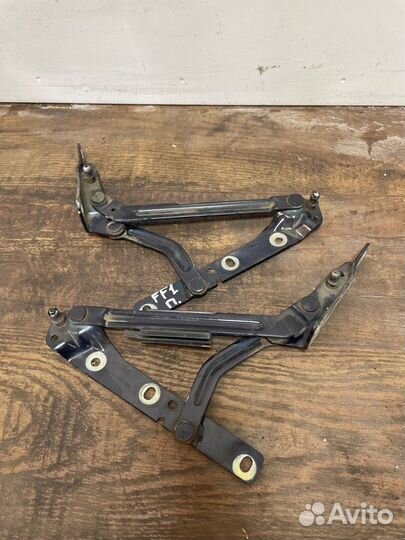 Петля крышки багажника Ford Focus седан duratec