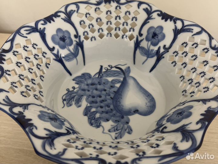 Фруктовница Гжель