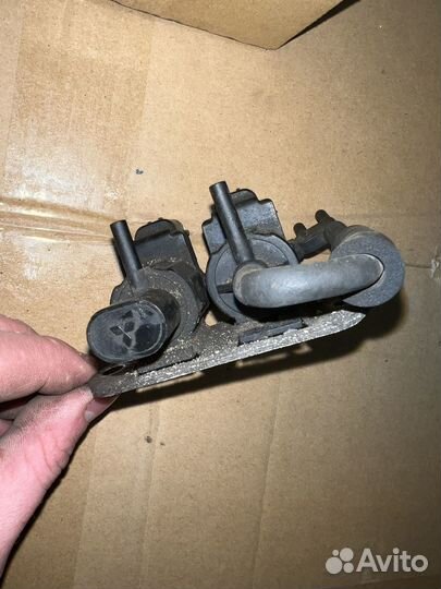 Клапан включения переднего моста Паджеро 4