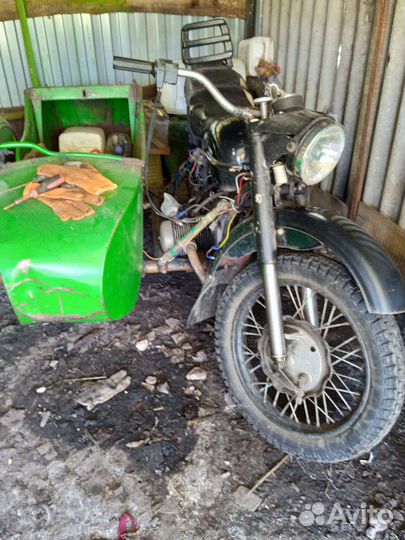 Продам мотоцикл Урал