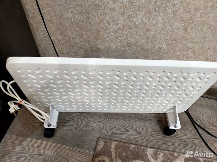 Кварцевый обогреватель 381Вт