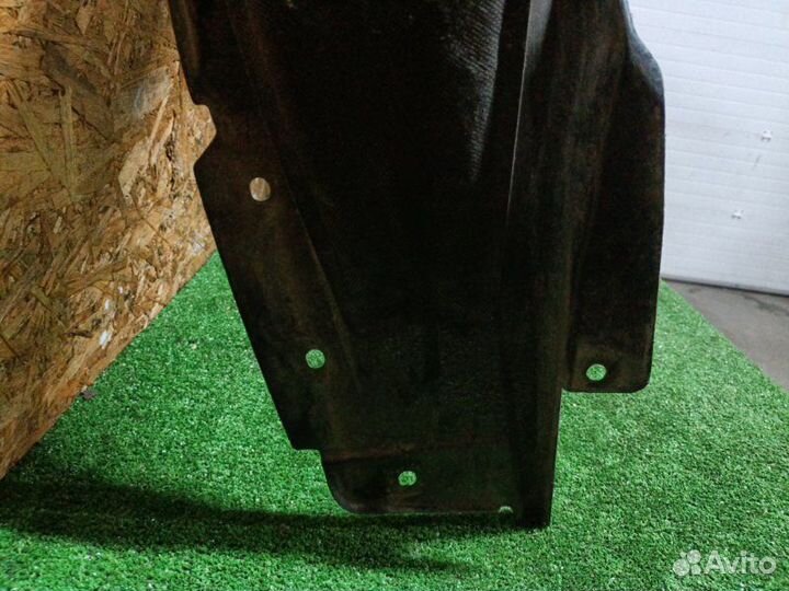 Защита арок (подкрылок) передняя левая Mitsubishi