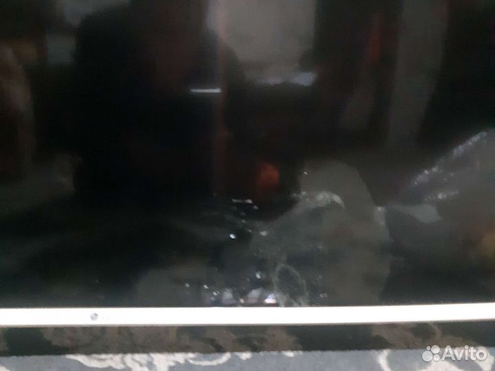 Телевизор на запчасти LG