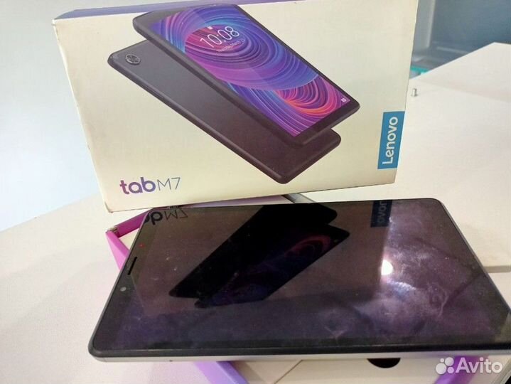Lenovo Tab M7