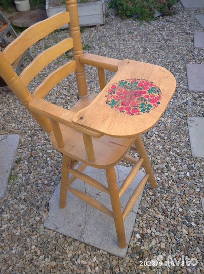 Стульчик для кормления