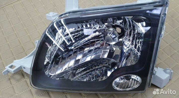 Фары для Toyota town ACE/lite ACE noah 1998-2001