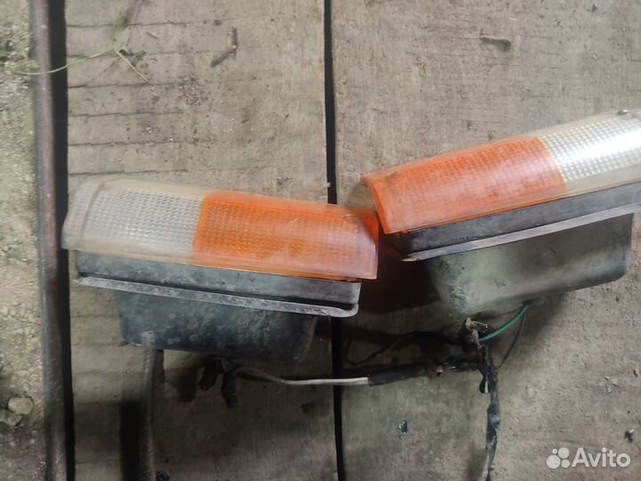 Подфарники москвич 2140