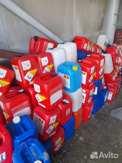 Канистры пластиковые бу 20 литров