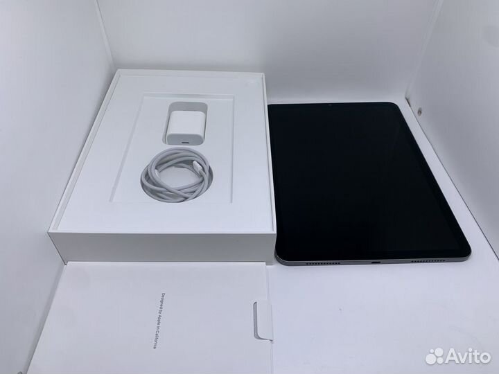 Apple iPad Air 5-поколение 256 GB Wifi