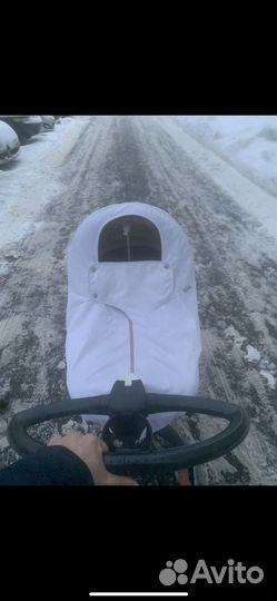Зимний и летний кит Stokke Xplory