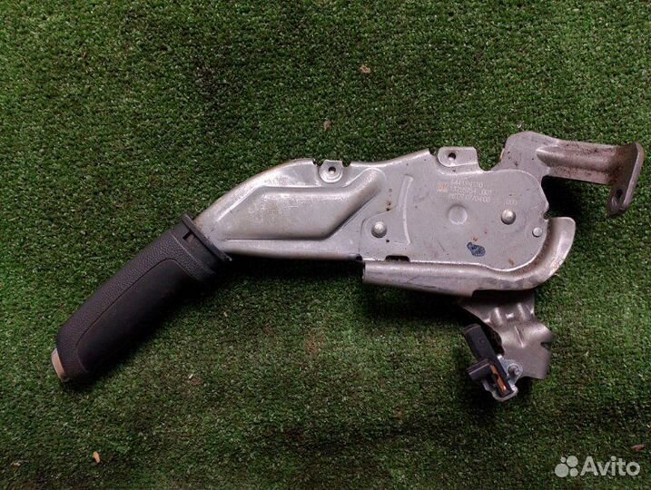 Рычаг стояночного тормоза Opel Corsa 1.4 2007