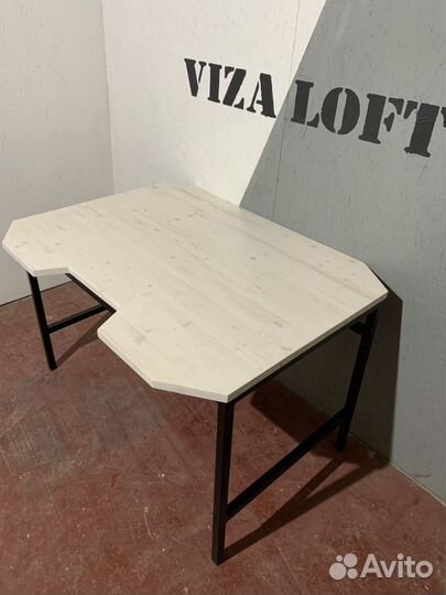 Компьютерный стол лофт