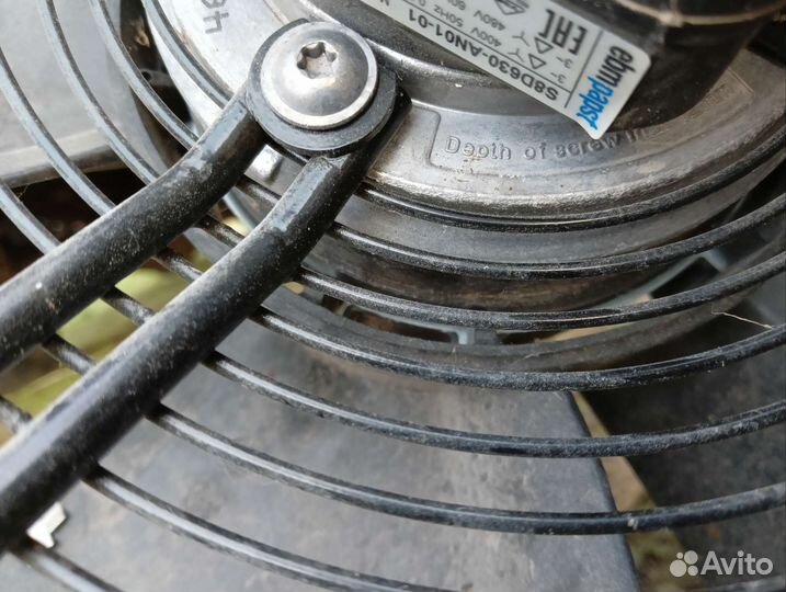 Вентилятор Ebmpapst S8D630-AN01-01 осевой