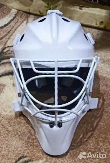 Маска на вратарский шлем