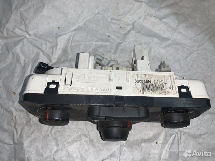 Блок управления печкой Renault Clio 3