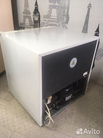 Холодильник маленький