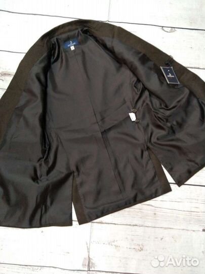 Костюм Detomaso, Италия 14-15л шерсть