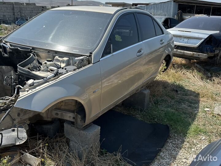 Разборка mercedes w204