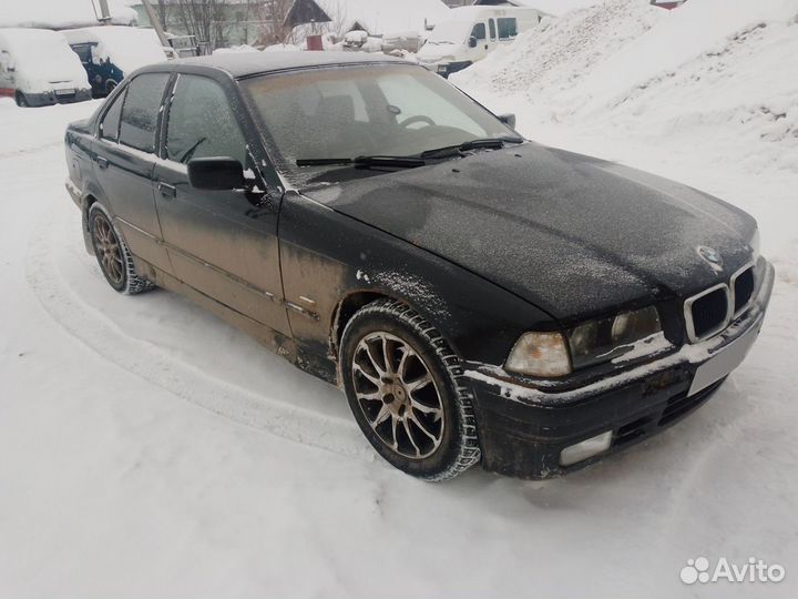 BMW 3 серия 1.6 МТ, 1998, 300 000 км