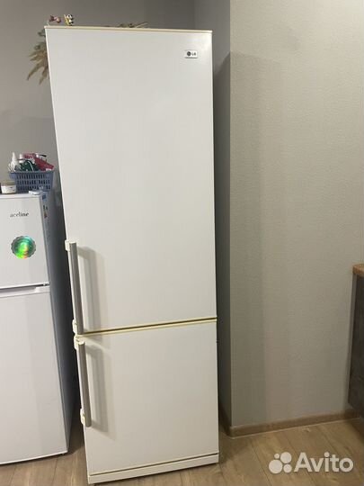 Холодильник на запчасти