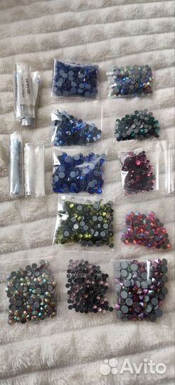 Стразы, камни пришивные