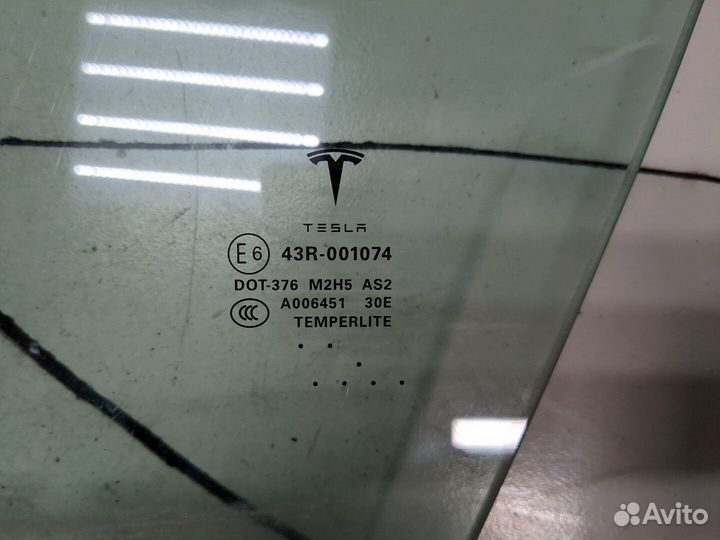 Стекло боковой двери Tesla Model S, 2013