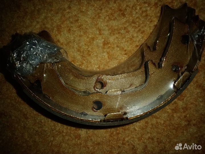 Колодки ручника Mitsubishi Outlander