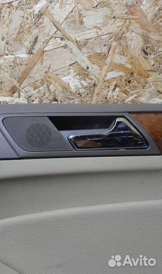 Обшивка двери задняя правая Mercedes Gl X164 4.7