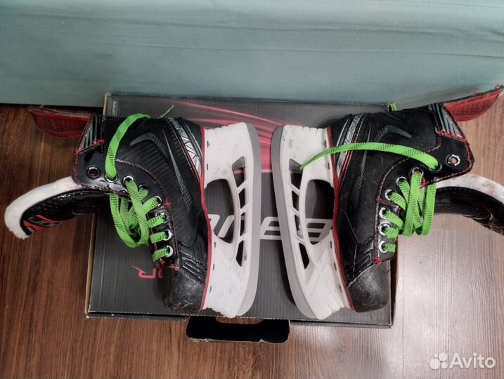 Koньки хоккейные bauer vapor X2.7