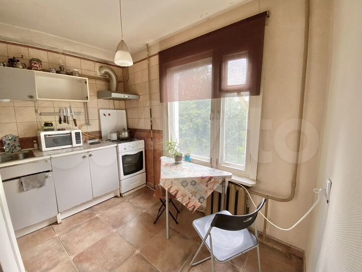 3-к. квартира, 60 м², 2/10 эт.