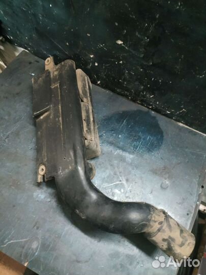 Патрубок резонатора воздушного фильтра Kia Spectra