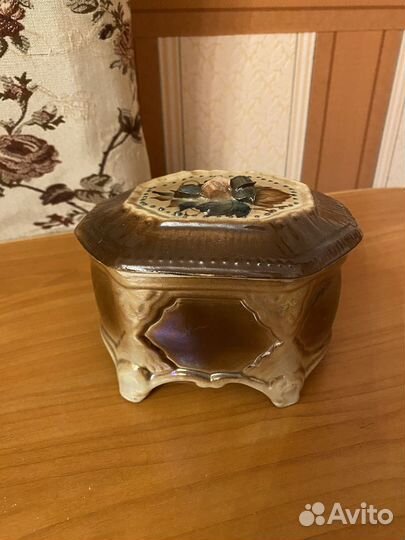 Шкатулка керамика
