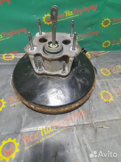 Вакуумный усилитель тормозов Renault Megane 3