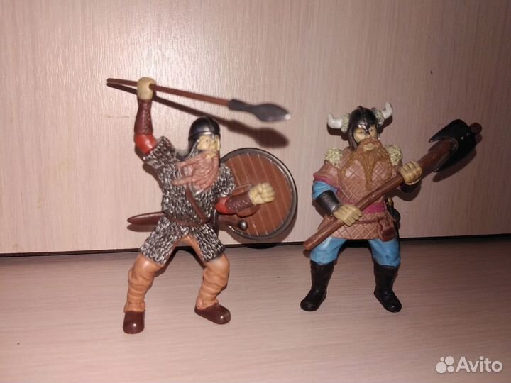 Фигурки викинги