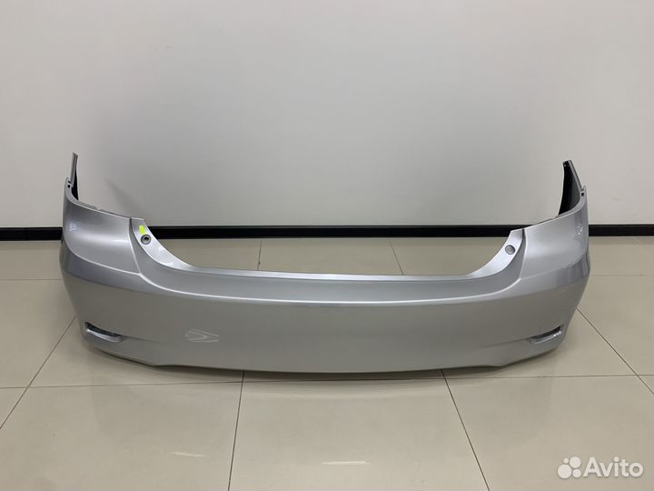 Задний бампер Toyota Corolla