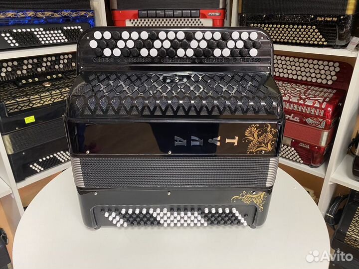 Баян Тула-210