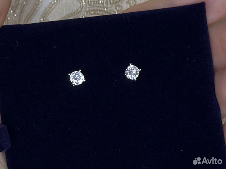 Swarovski серьги пусеты